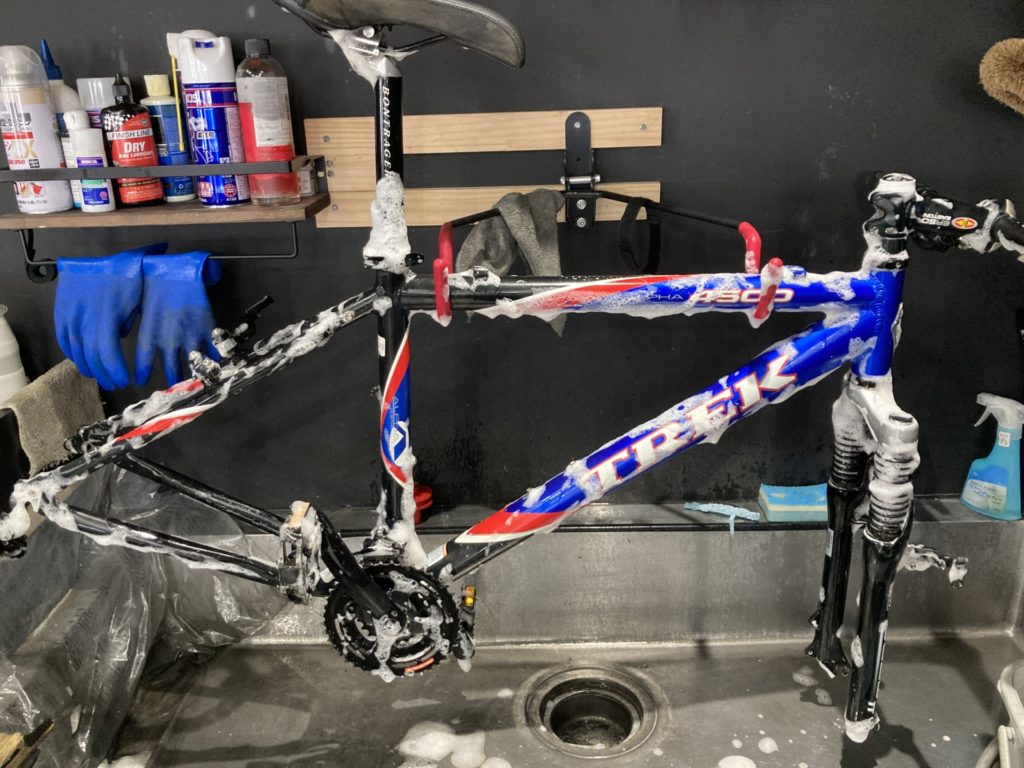 TREK 4500 × オーバーホール + ガラスコーティング | スターバイクス