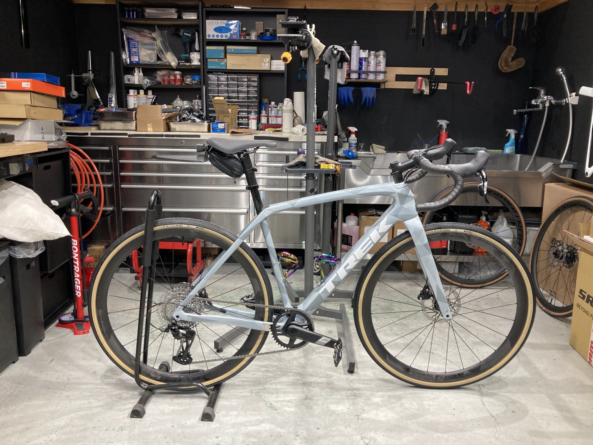 TREK BOONE × 納車 + パーフェクト組み立て + ガラスコーティング +